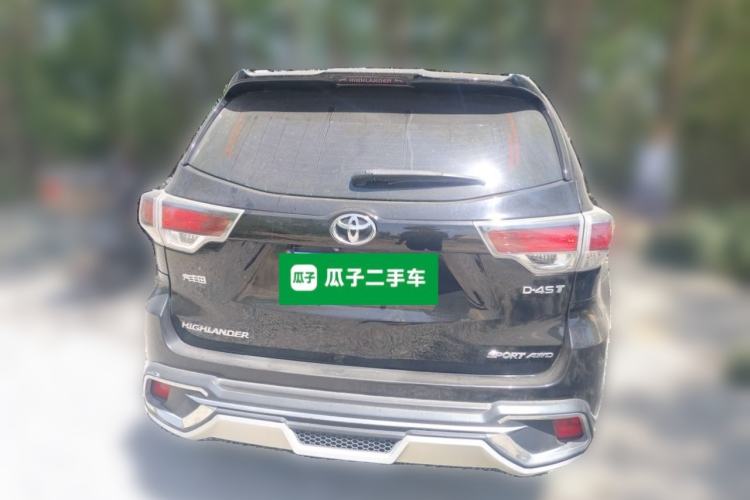 Used Toyota Highlander 2015 2.0T Four-Wheel Drive Luxury Edition 7-Seater Rear