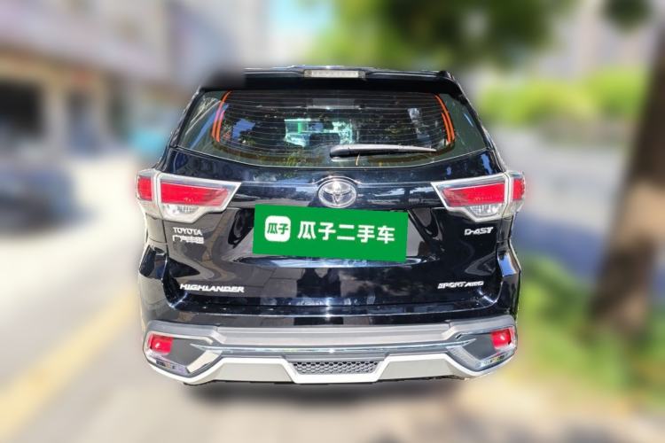 Used Toyota Highlander 2015 2.0T Four-Wheel Drive Luxury Edition 7-Seater Rear