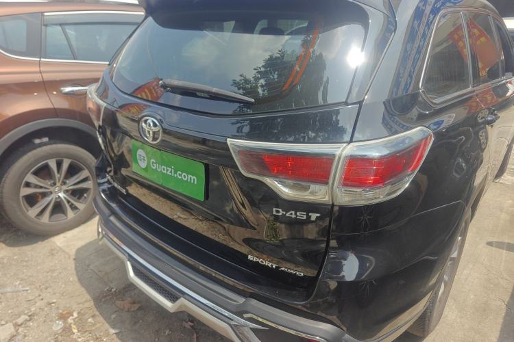 Used Toyota Highlander 2015 2.0T Four-Wheel Drive Luxury Edition 7-Seater Rear