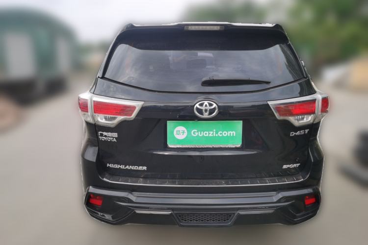 Used Toyota Highlander 2015 2.0T Two-Wheel Drive Luxury Edition 7 Seats Rear