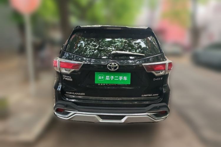 Used Toyota Highlander 2015 2.0T Four-Wheel Drive Ultimate Edition 7-Seater Rear