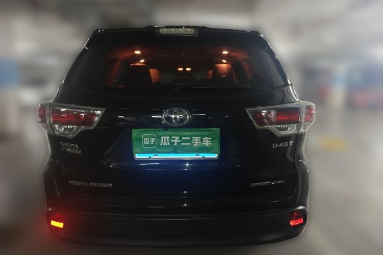 Used Toyota Highlander 2015 2.0T Four-Wheel Drive Luxury Edition 7-Seater Rear