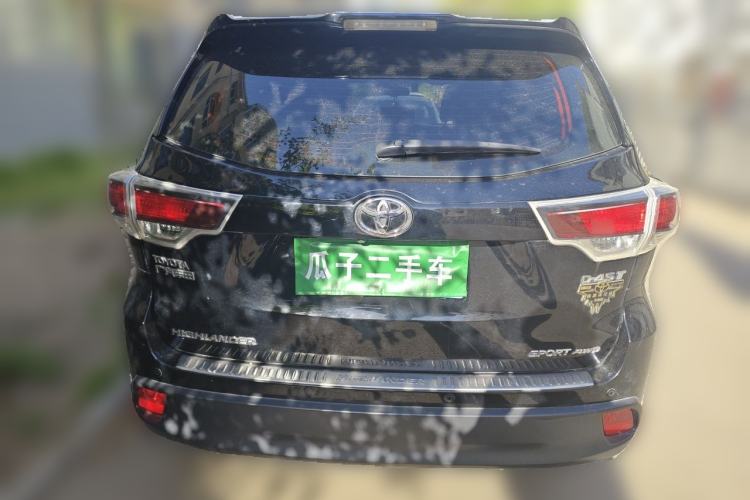 Used Toyota Highlander 2015 2.0T Four-Wheel Drive Luxury Edition 7-Seater Rear