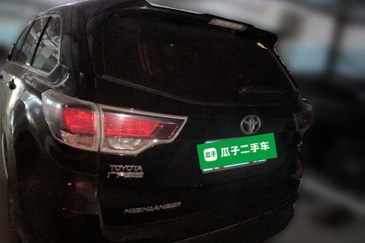 Used Toyota Highlander 2015 2.0T Two-Wheel Drive Elite Edition 5 Seats Rear