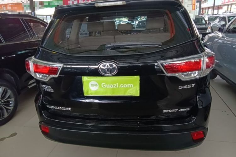 Used Toyota Highlander 2015 2.0T Four-Wheel Drive Luxury Edition 7-Seater Rear