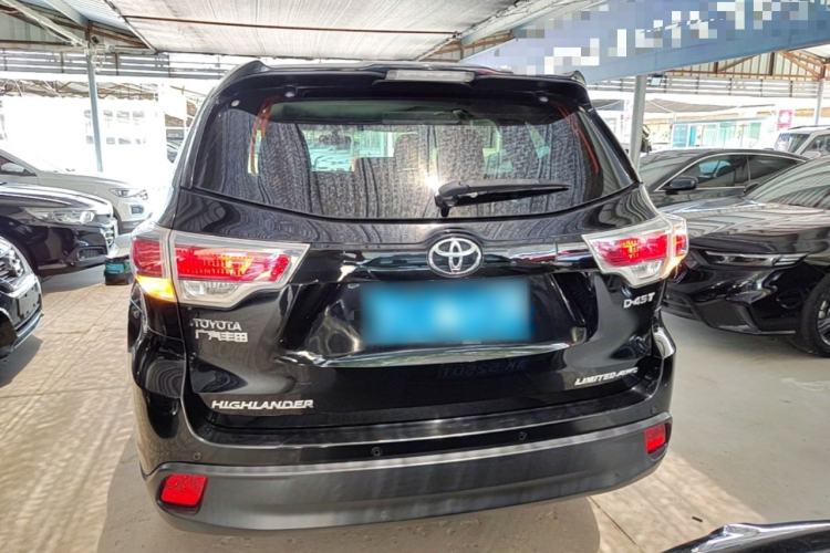 Used Toyota Highlander 2015 2.0T Four-Wheel Drive Ultimate Edition 7-Seater Rear