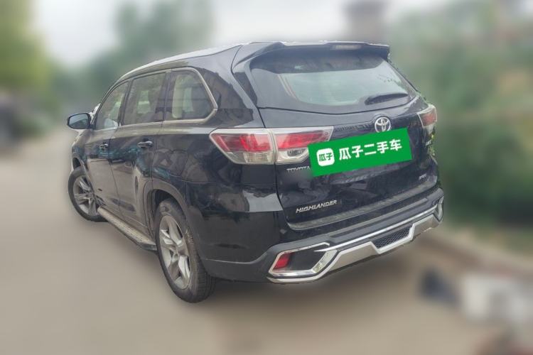 Used Toyota Highlander 2015 2.0T Two-Wheel Drive Luxury Edition 7 Seats Rear Left 45 Deg