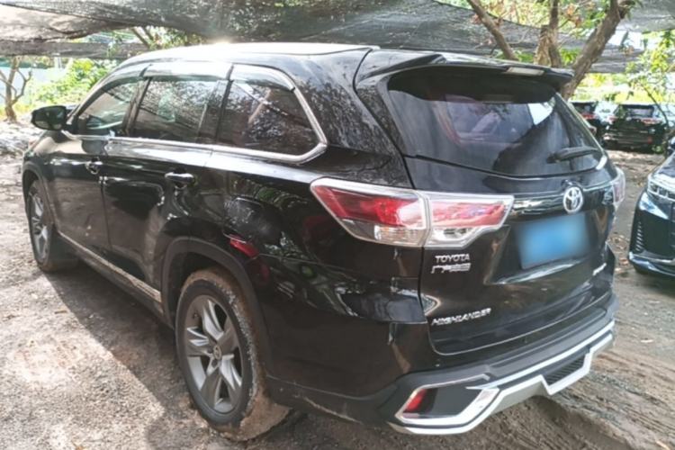 Used Toyota Highlander 2015 2.0T Four-Wheel Drive Luxury Edition 7-Seater Rear Left 45 Deg