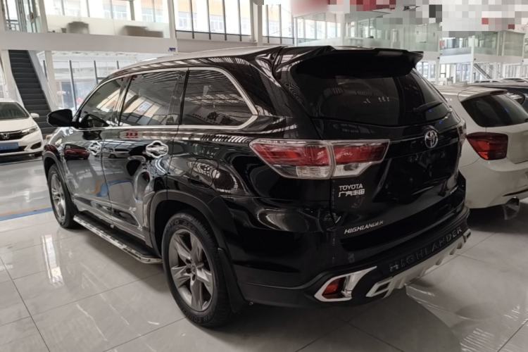Used Toyota Highlander 2015 2.0T Four-Wheel Drive Luxury Edition 7-Seater Rear Left 45 Deg