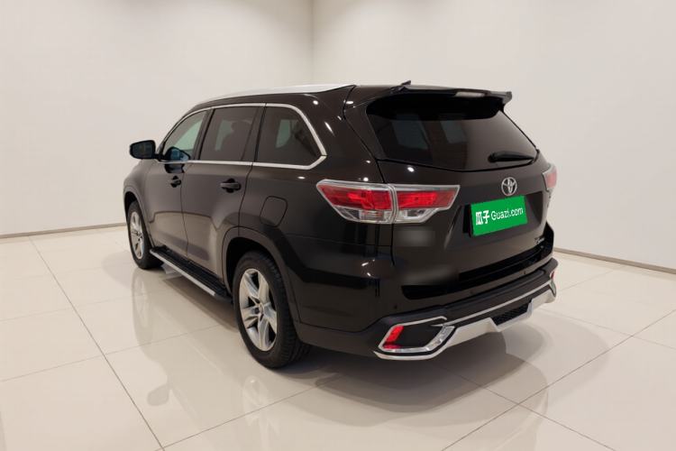 Used Toyota Highlander 2015 2.0T Two-Wheel Drive Luxury Edition 7 Seats Rear Left 45 Deg