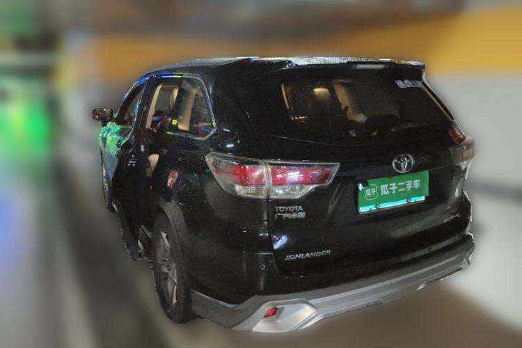 Used Toyota Highlander 2015 2.0T Four-Wheel Drive Luxury Edition 7-Seater Rear Left 45 Deg