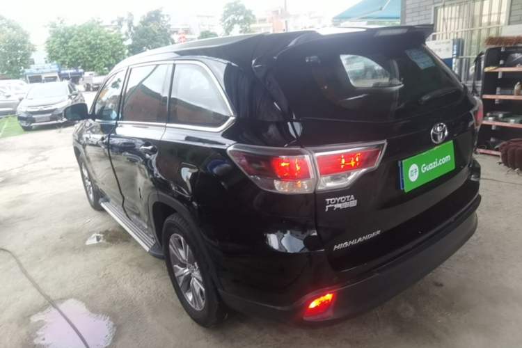 Used Toyota Highlander 2015 2.0T Two-Wheel Drive Elite Edition 5 Seats Rear Left 45 Deg
