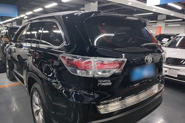 Used Toyota Highlander 2015 2.0T Four-Wheel Drive Elite Edition 7-Seater Rear Left 45 Deg