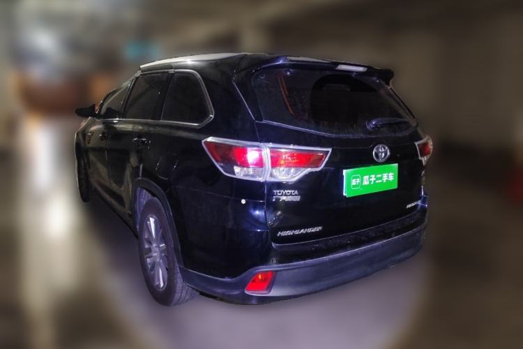 Used Toyota Highlander 2015 3.5L 4x4 Ultimate Edition 7-Seater Rear Left 45 Deg