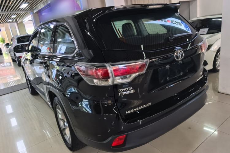 Used Toyota Highlander 2015 2.0T Four-Wheel Drive Luxury Edition 7-Seater Rear Left 45 Deg