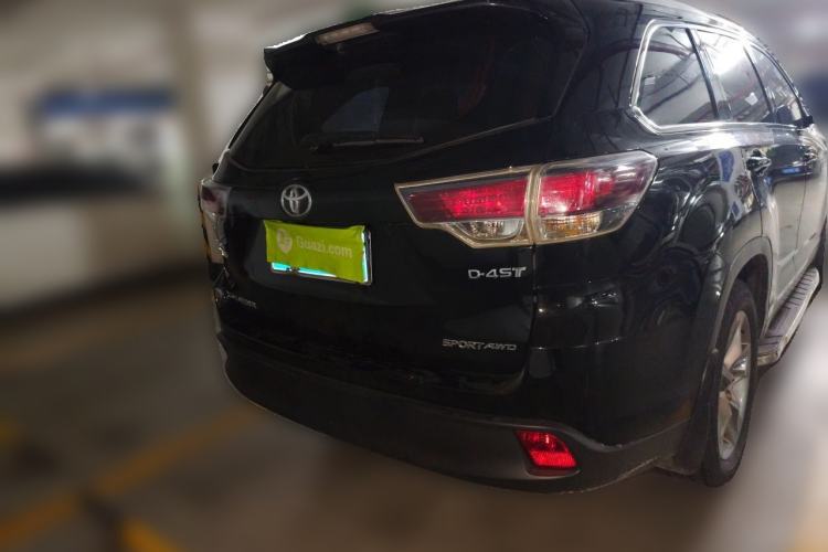 Used Toyota Highlander 2015 2.0T Four-Wheel Drive Luxury Edition 7-Seater Rear