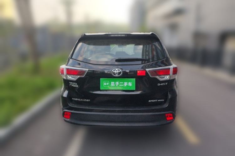 Used Toyota Highlander 2015 2.0T Four-Wheel Drive Luxury Edition 7-Seater Rear
