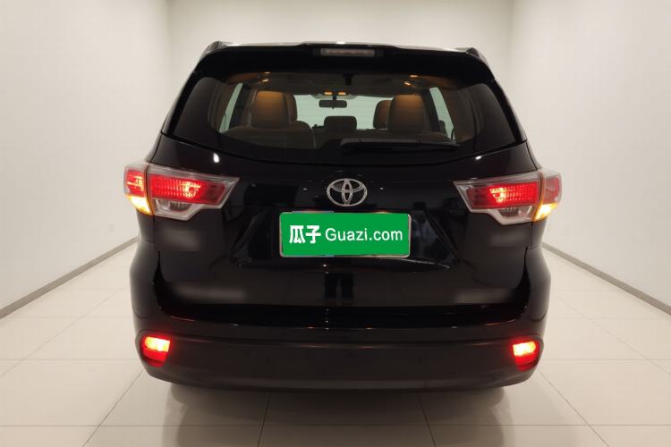 Used Toyota Highlander 2015 2.0T Four-Wheel Drive Luxury Edition 7-Seater Rear