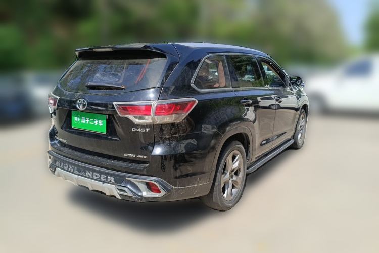 Used Toyota Highlander 2015 2.0T Four-Wheel Drive Luxury Edition 7-Seater Rear Right 45 Deg