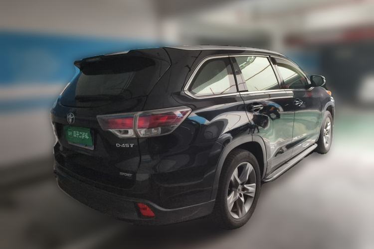 Used Toyota Highlander 2015 2.0T Two-Wheel Drive Luxury Edition 7 Seats Rear Right 45 Deg