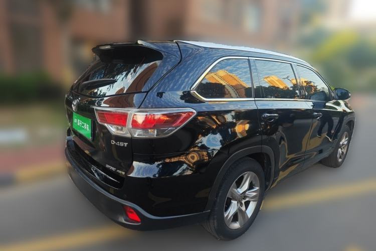 Used Toyota Highlander 2015 2.0T Four-Wheel Drive Luxury Edition 7-Seater Rear Right 45 Deg