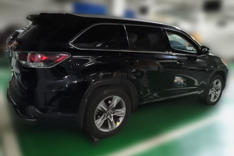 Used Toyota Highlander 2015 2.0T Four-Wheel Drive Luxury Edition 7-Seater Rear Right 45 Deg