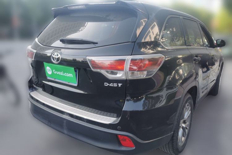 Used Toyota Highlander 2015 2.0T Two-Wheel Drive Elite Edition 7 Seats Rear Right 45 Deg