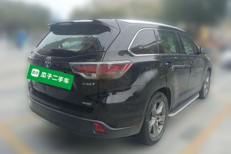 Used Toyota Highlander 2015 2.0T Two-Wheel Drive Luxury Edition 7 Seats Rear Right 45 Deg