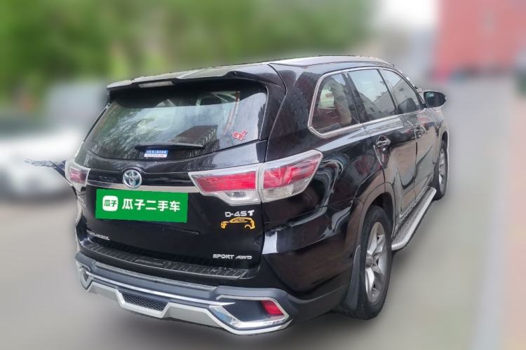 Used Toyota Highlander 2015 2.0T Four-Wheel Drive Luxury Edition 7-Seater Rear Right 45 Deg
