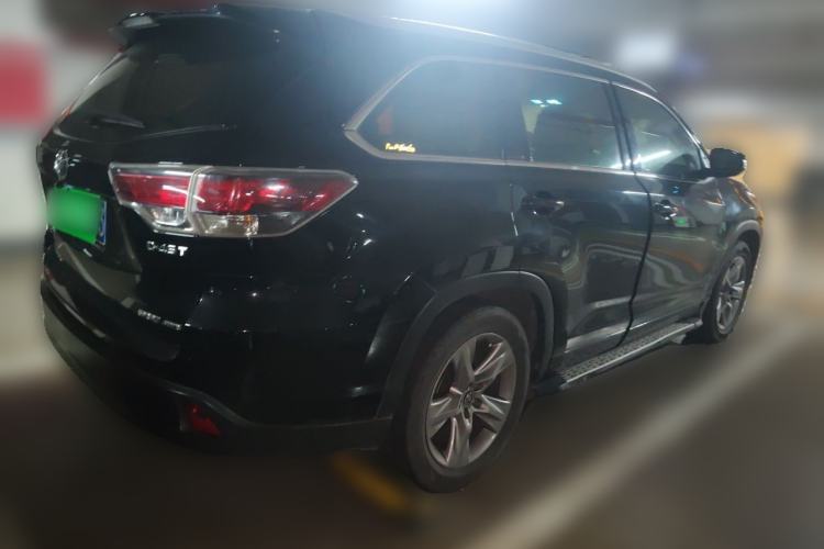 Used Toyota Highlander 2015 2.0T Four-Wheel Drive Luxury Edition 7-Seater Rear Right 45 Deg