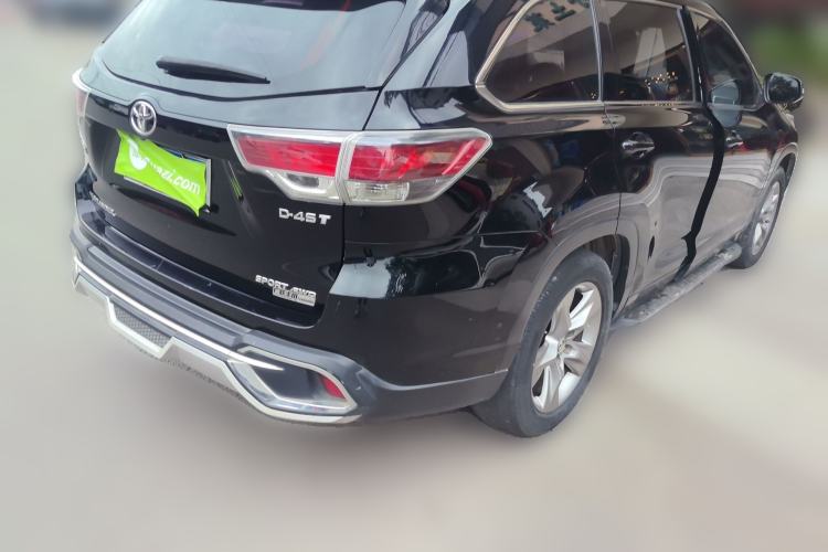 Used Toyota Highlander 2015 2.0T Four-Wheel Drive Luxury Edition 7-Seater Rear Right 45 Deg