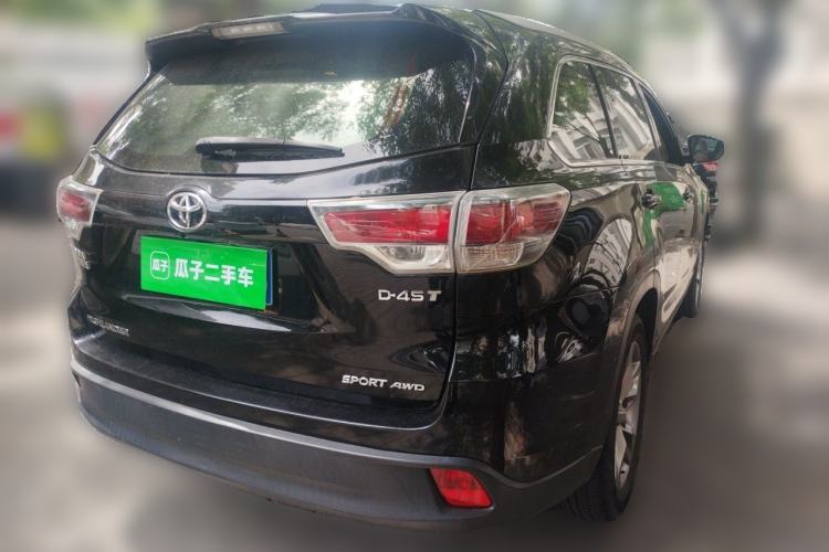 Used Toyota Highlander 2015 2.0T Four-Wheel Drive Luxury Edition 7-Seater Rear Right 45 Deg