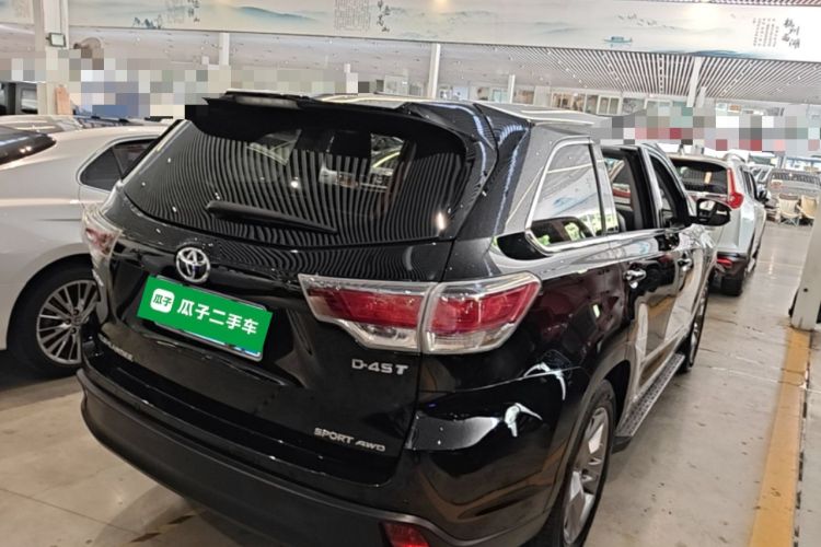 Used Toyota Highlander 2015 2.0T Four-Wheel Drive Luxury Edition 7-Seater Rear Right 45 Deg