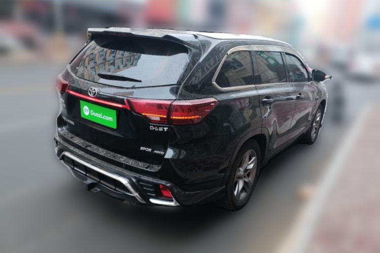 Used Toyota Highlander 2015 2.0T Four-Wheel Drive Luxury Edition 7-Seater Rear Right 45 Deg