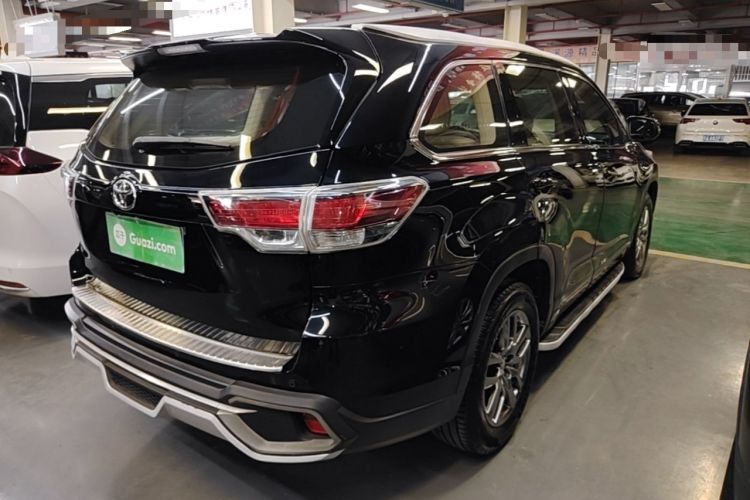 Used Toyota Highlander 2015 2.0T Two-Wheel Drive Elite Edition 5 Seats Rear Right 45 Deg