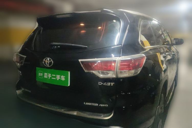 Used Toyota Highlander 2015 2.0T Four-Wheel Drive Ultimate Edition 7-Seater Rear Right 45 Deg