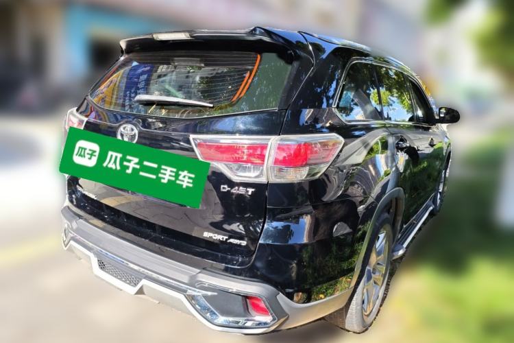 Used Toyota Highlander 2015 2.0T Four-Wheel Drive Luxury Edition 7-Seater Rear Right 45 Deg