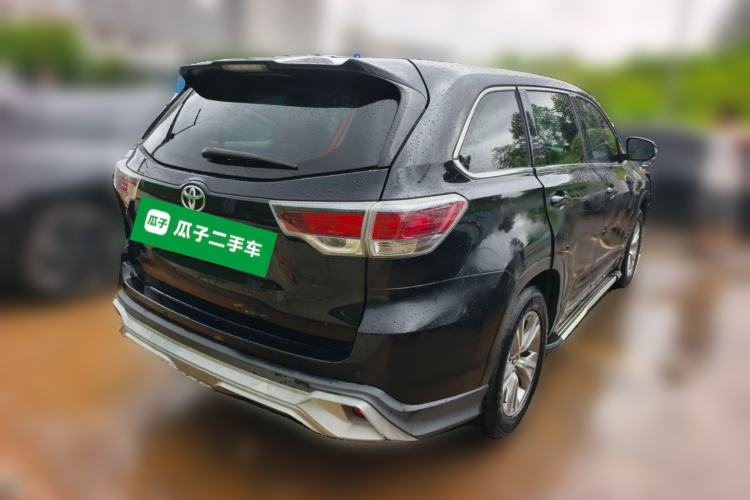 Used Toyota Highlander 2015 2.0T Two-Wheel Drive Elite Edition 7 Seats Rear Right 45 Deg