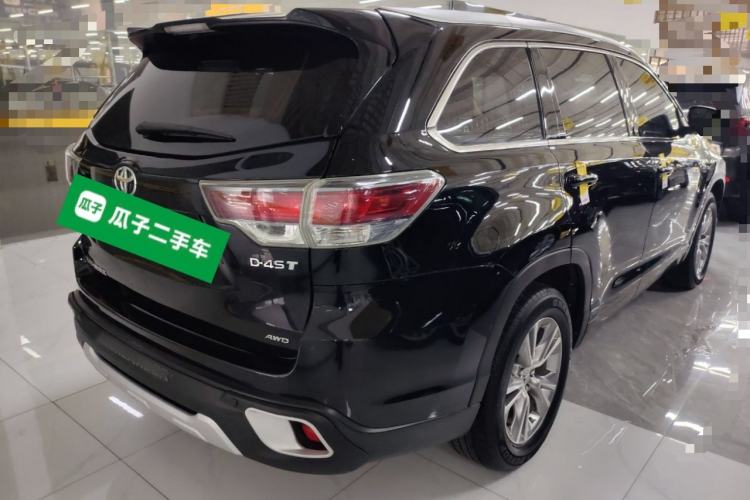 Used Toyota Highlander 2015 2.0T Four-Wheel Drive Elite Edition 7-Seater Rear Right 45 Deg