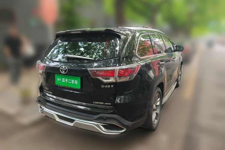 Used Toyota Highlander 2015 2.0T Four-Wheel Drive Ultimate Edition 7-Seater Rear Right 45 Deg