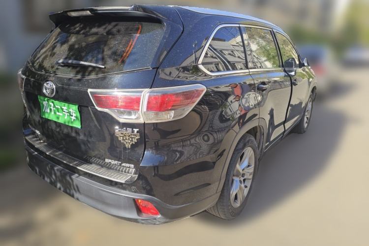 Used Toyota Highlander 2015 2.0T Four-Wheel Drive Luxury Edition 7-Seater Rear Right 45 Deg