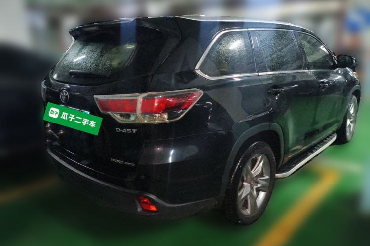 Used Toyota Highlander 2015 2.0T Four-Wheel Drive Luxury Edition 7-Seater Rear Right 45 Deg