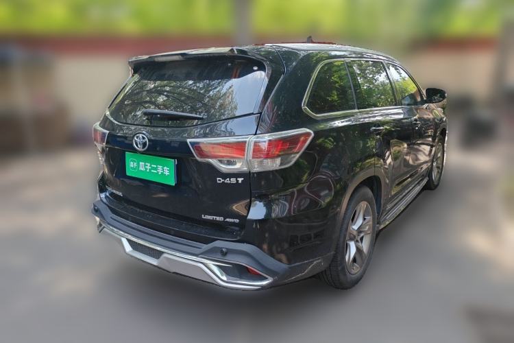 Used Toyota Highlander 2015 2.0T Four-Wheel Drive Ultimate Edition 7-Seater Rear Right 45 Deg