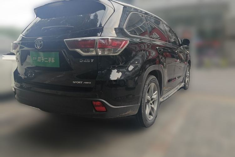 Used Toyota Highlander 2015 2.0T Four-Wheel Drive Luxury Edition 7-Seater Rear Right 45 Deg