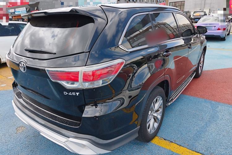 Used Toyota Highlander 2015 2.0T Two-Wheel Drive Elite Edition 7 Seats Rear Right 45 Deg