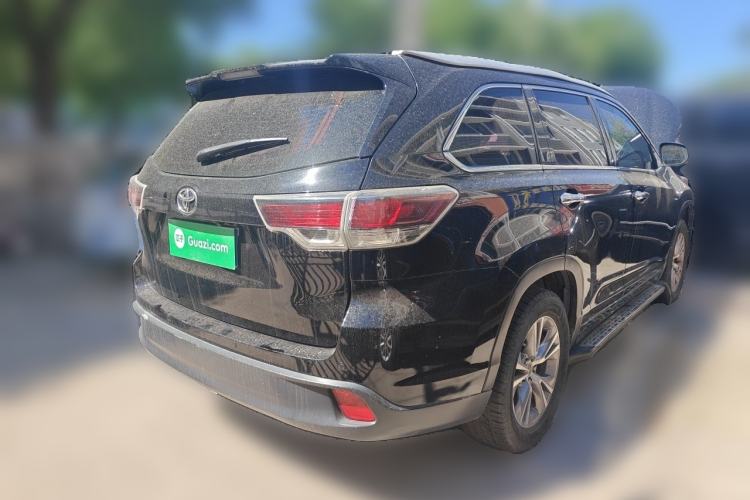 Used Toyota Highlander 2015 2.0T Two-Wheel Drive Elite Edition 7 Seats Rear Right 45 Deg