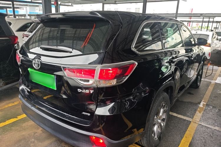 Used Toyota Highlander 2015 2.0T Four-Wheel Drive Elite Edition 7-Seater Rear Right 45 Deg