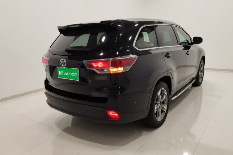 Used Toyota Highlander 2015 2.0T Four-Wheel Drive Luxury Edition 7-Seater Rear Right 45 Deg