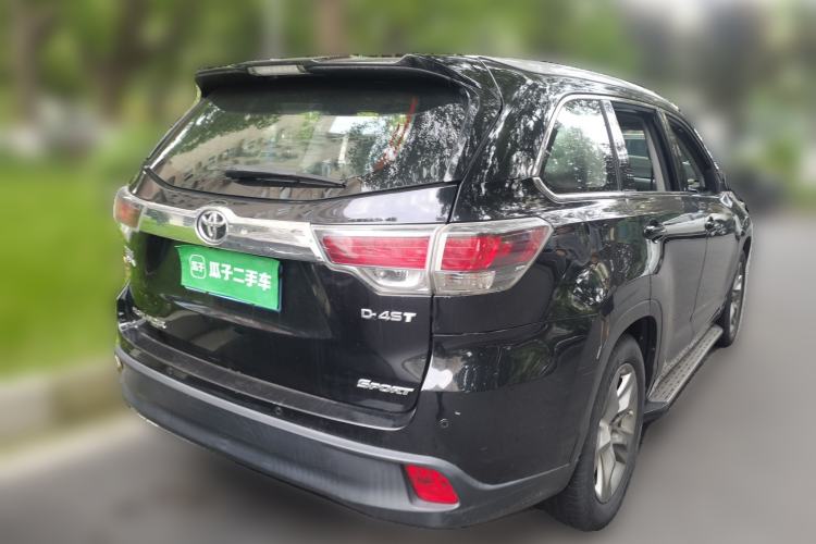 Used Toyota Highlander 2015 2.0T Four-Wheel Drive Luxury Edition 7-Seater Rear Right 45 Deg