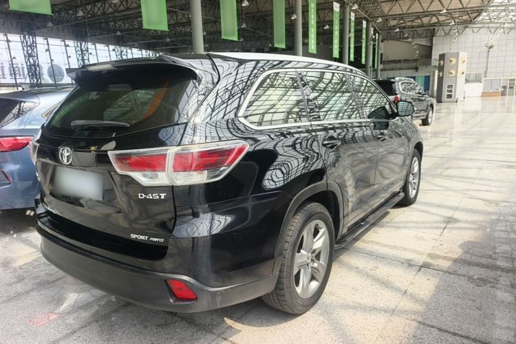 Used Toyota Highlander 2015 2.0T Four-Wheel Drive Luxury Edition 7-Seater Rear Right 45 Deg
